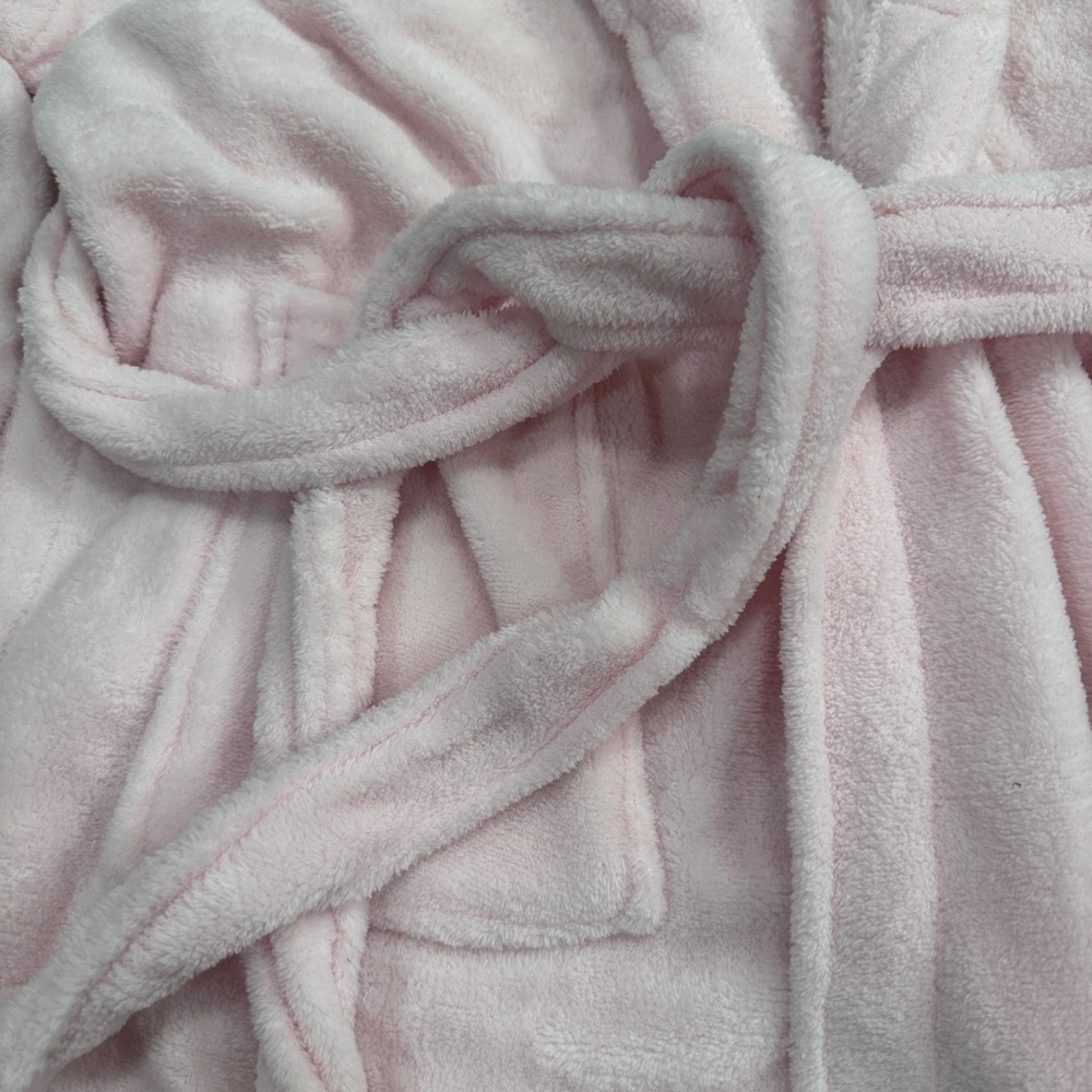 Soft Pink Plush Robe - Picture 2 of 5